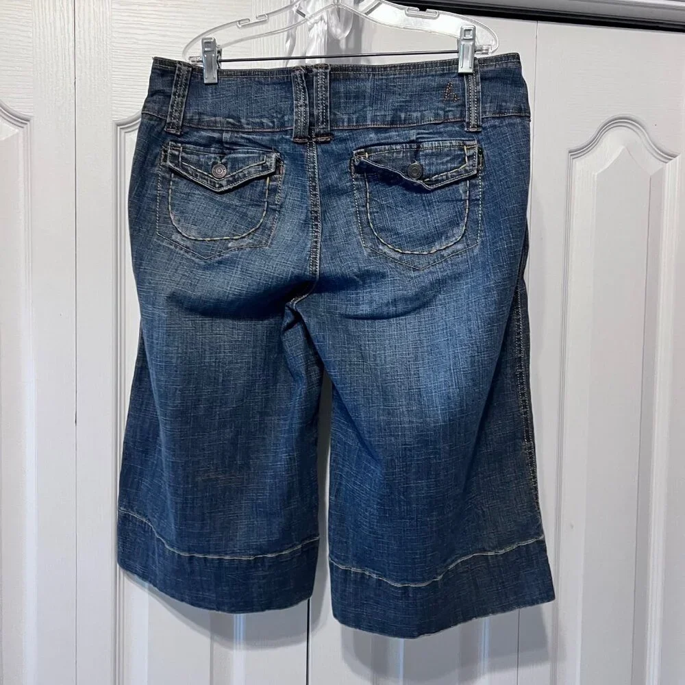 Hydraulic Long Low Mid Jean/Denim Shorts/Capris-Size 11-12 Jrs. Distressed-Comfy